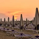 Spacious Flat With Common Pools And Kidsplay Area Bibione